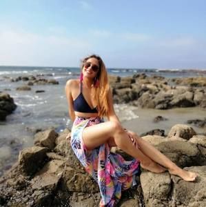 Meet your Posher, Pamela